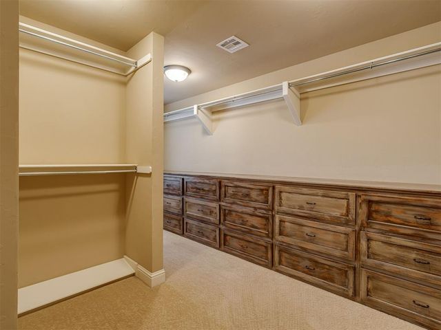 400 Nantucket Boulevard, Norman, OK 73071