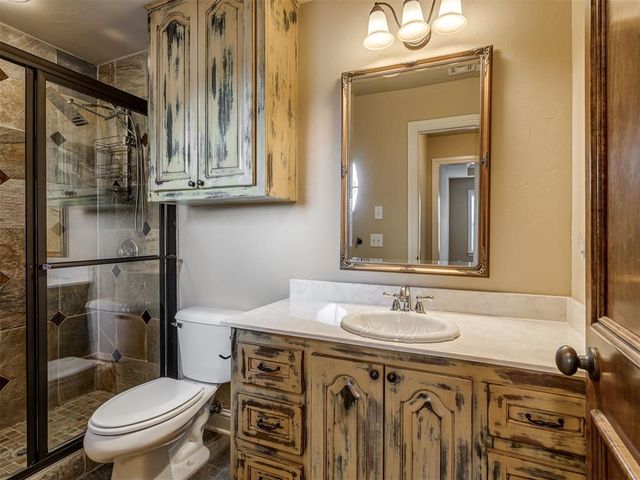 400 Nantucket Boulevard, Norman, OK 73071