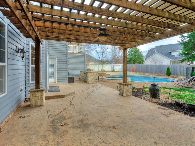 400 Nantucket Boulevard, Norman, OK 73071