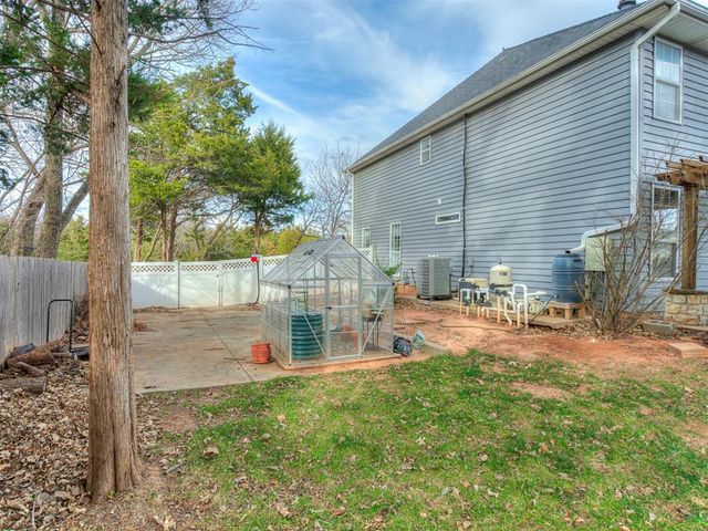 400 Nantucket Boulevard, Norman, OK 73071