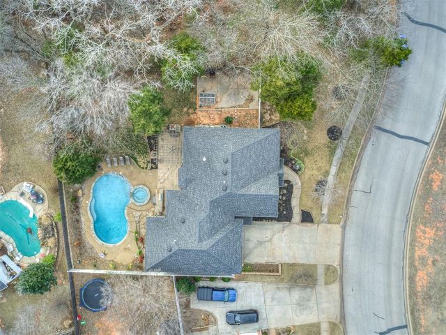 400 Nantucket Boulevard, Norman, OK 73071