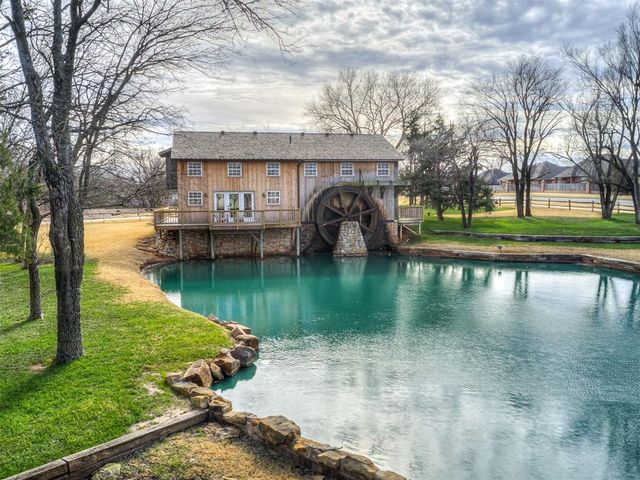 400 Nantucket Boulevard, Norman, OK 73071