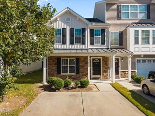 8857 Thornton Town Place, Raleigh, NC 27616