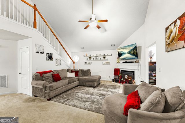 2773 Newtons Crest Cir, Snellville, GA 30078
