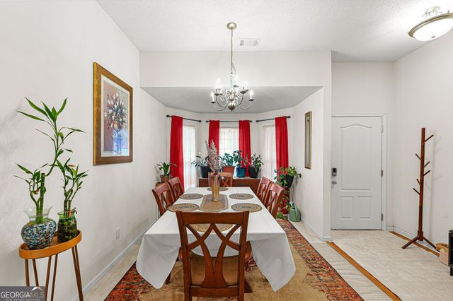 2773 Newtons Crest Cir, Snellville, GA 30078
