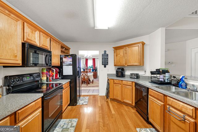 2773 Newtons Crest Cir, Snellville, GA 30078