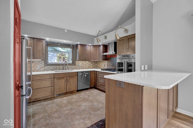 4031 Shields Drive, Columbus, IN 47201