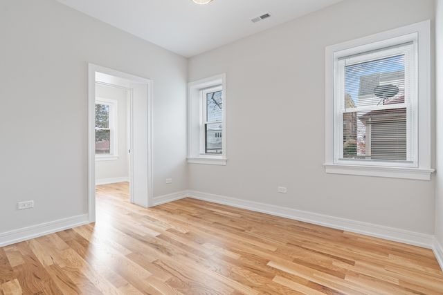 3621 N Kedvale Avenue 1, Chicago, IL 60641