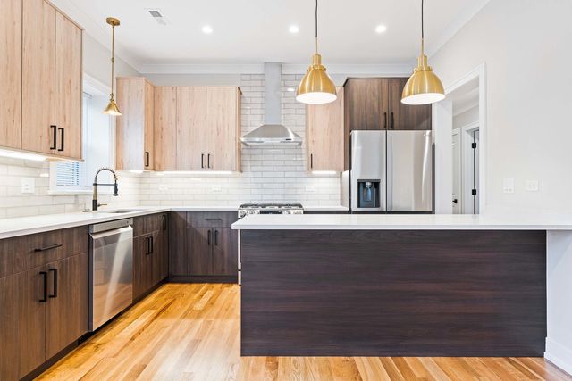 3621 N Kedvale Avenue 1, Chicago, IL 60641