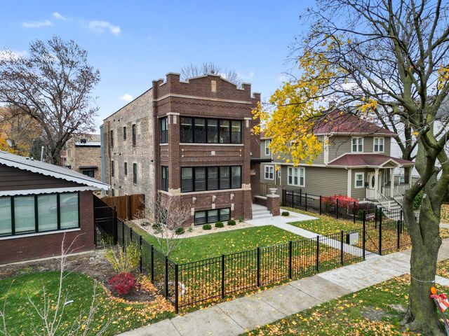 3621 N Kedvale Avenue 1, Chicago, IL 60641