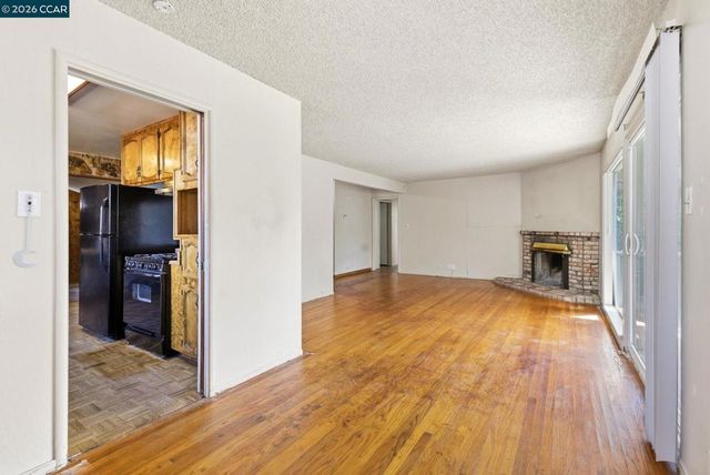 1766 Oakmead Dr, Concord, CA 94520