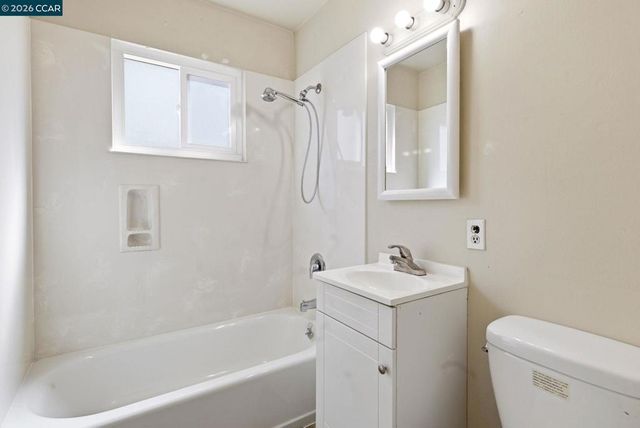 1766 Oakmead Dr, Concord, CA 94520
