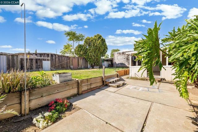 1766 Oakmead Dr, Concord, CA 94520