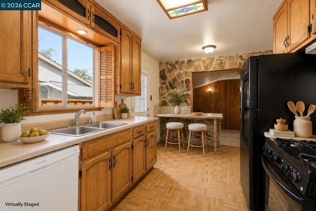 1766 Oakmead Dr, Concord, CA 94520