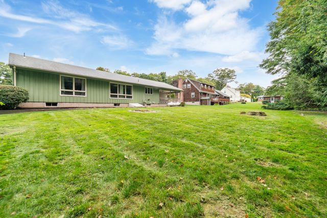 96 Woodfield Road, Bristol, CT 06010