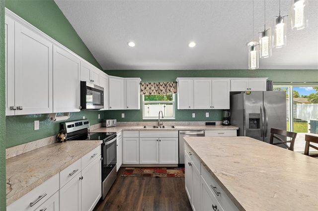 14118 SW 32ND TERRACE ROAD, Ocala, FL 34473
