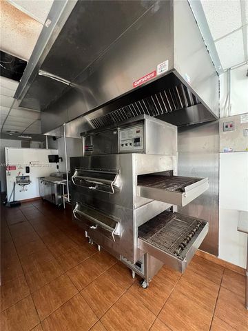 16451 NE 15th Ave, North Miami Beach, FL 33162