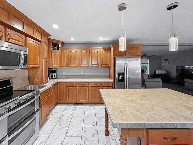 21551 Clochette Drive, Macomb Twp, MI 48044