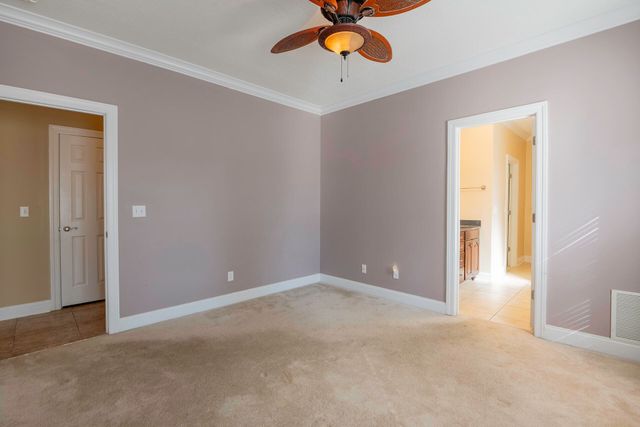 8704 Sunridge Drive, Ooltewah, TN 37363