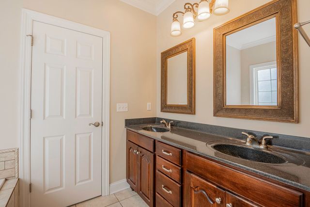 8704 Sunridge Drive, Ooltewah, TN 37363
