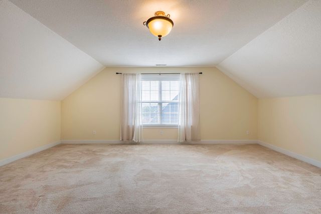 8704 Sunridge Drive, Ooltewah, TN 37363