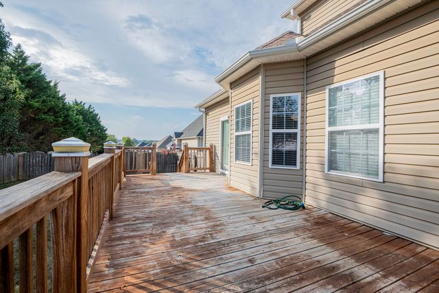 8704 Sunridge Drive, Ooltewah, TN 37363