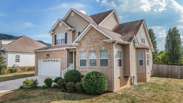 8704 Sunridge Drive, Ooltewah, TN 37363
