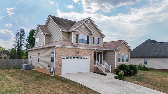 8704 Sunridge Drive, Ooltewah, TN 37363