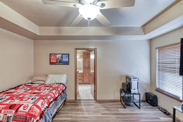 10 Westend Court, Tuttle, OK 73089