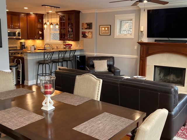 3644 N Fremont Street 3, Chicago, IL 60613