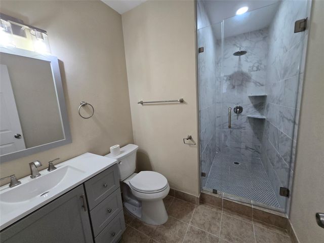 1342 County Road 5003, Cleveland, TX 77327