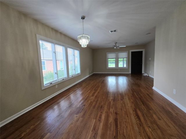 1342 County Road 5003, Cleveland, TX 77327