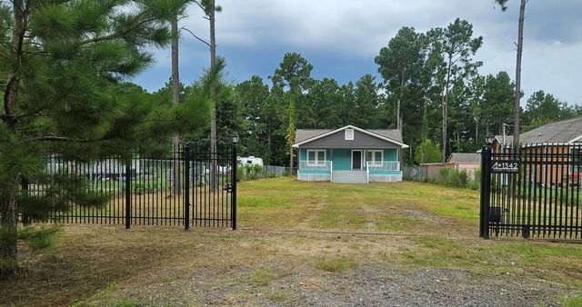 1342 County Road 5003, Cleveland, TX 77327