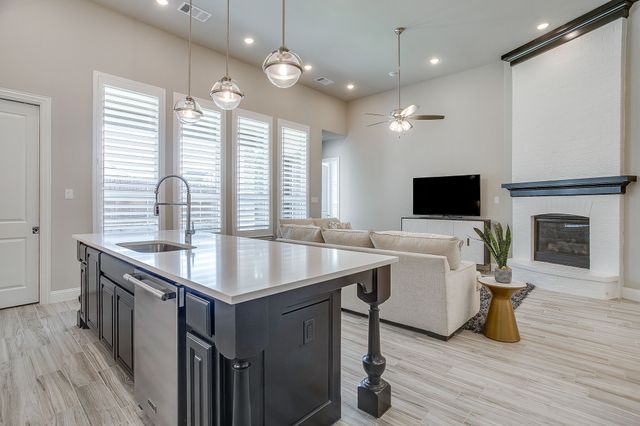 7753 Winterbloom Way, Fort Worth, TX 76123