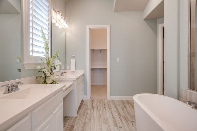 7753 Winterbloom Way, Fort Worth, TX 76123