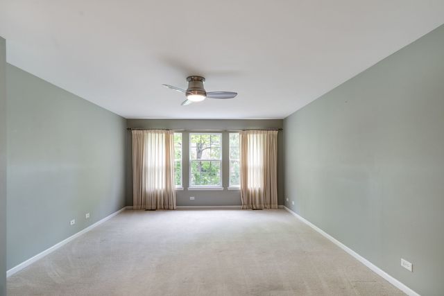 494 W Fontenay Way, Palatine, IL 60067
