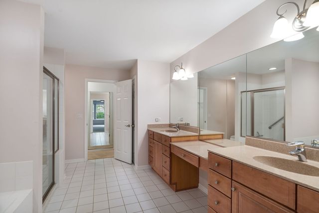 494 W Fontenay Way, Palatine, IL 60067