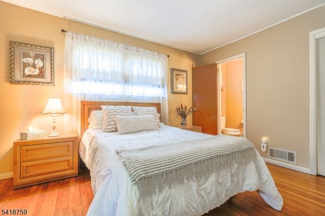 17 Cole Rd, Cedar Grove Twp., NJ 07009