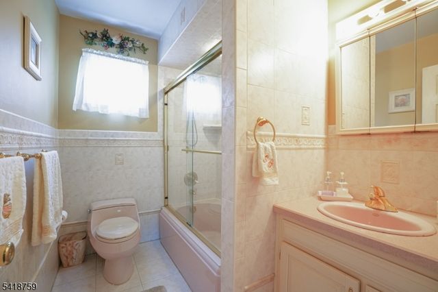 17 Cole Rd, Cedar Grove Twp., NJ 07009