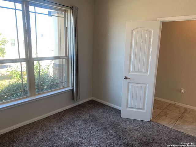 6814 Hibiscus Fls, San Antonio, TX 78218