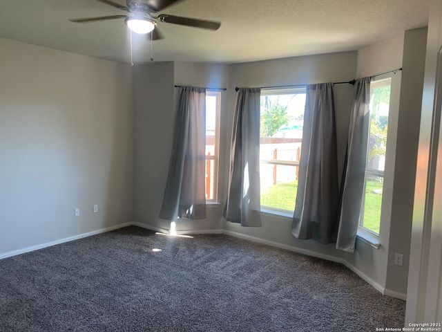 6814 Hibiscus Fls, San Antonio, TX 78218