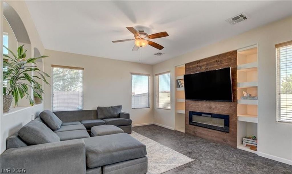 4 Goldleaf Falls Avenue, North Las Vegas, NV 89031 — photo 4