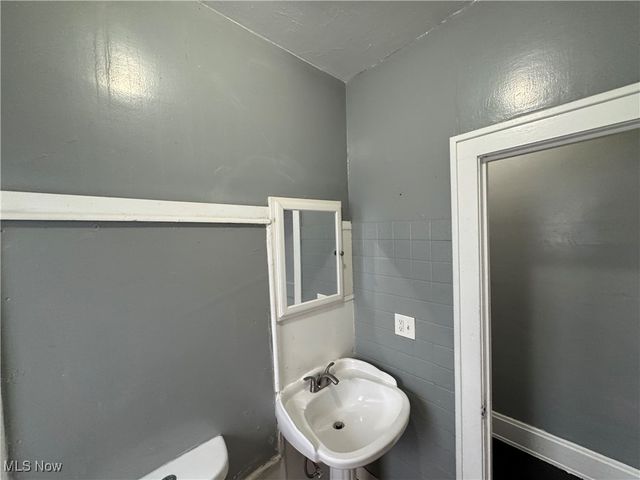 614 E 97th Street, Cleveland, OH 44108