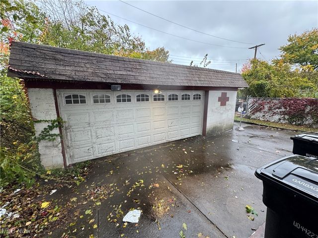 614 E 97th Street, Cleveland, OH 44108