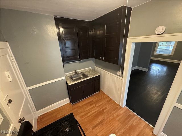 614 E 97th Street, Cleveland, OH 44108