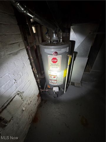 614 E 97th Street, Cleveland, OH 44108