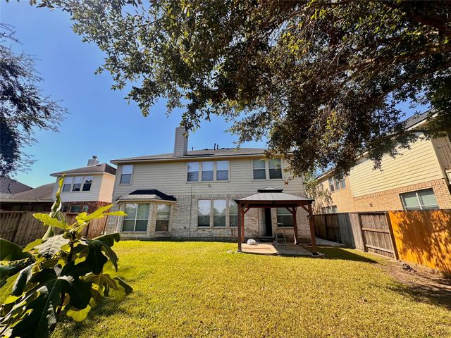 2819 Lake Shore Harbour Drive, Missouri City, TX 77459