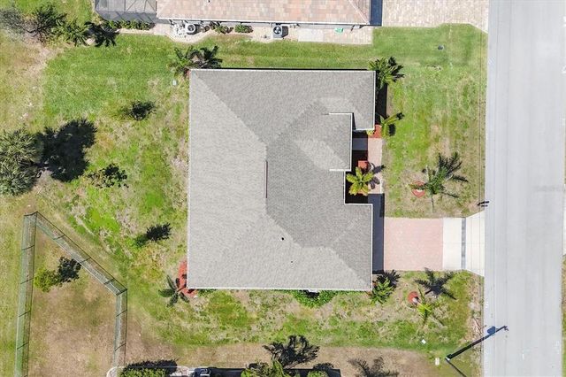 507 W CASHEW, Punta Gorda, FL 33955