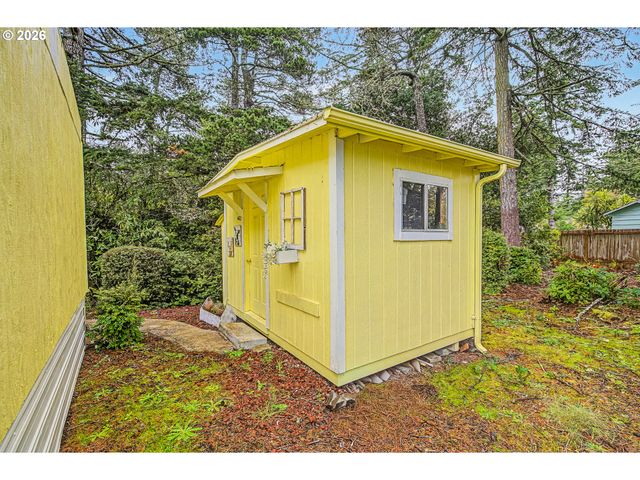 3760 HIGHWAY 101 16, Florence, OR 97439