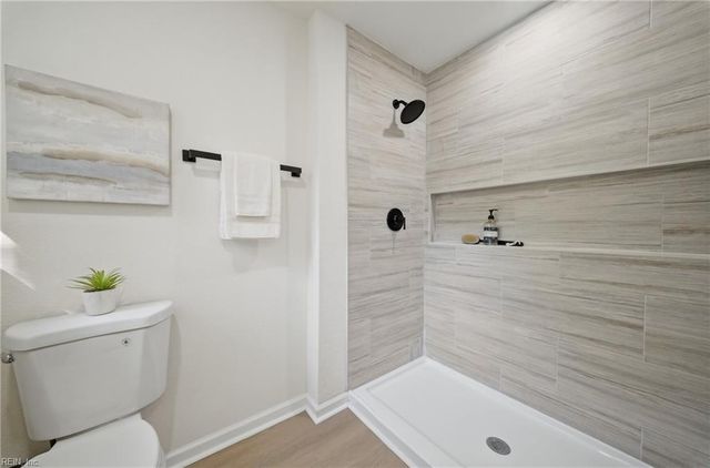 1301 Lakeside RD, Virginia Beach, VA 23455
